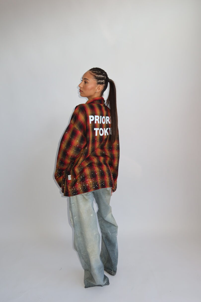 PRIORITY - TOKYO COLLECTION AW25 - TOKYO RHINESTONE OVERSIZED BLOUSE - Image 3