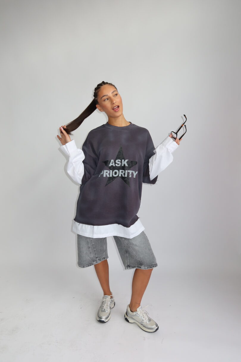 PRIORITY - TOKYO COLLECTION AW25 - EXTRA OVERSIZED BLOUSE LONGSLEEVE - WASHED GRAY