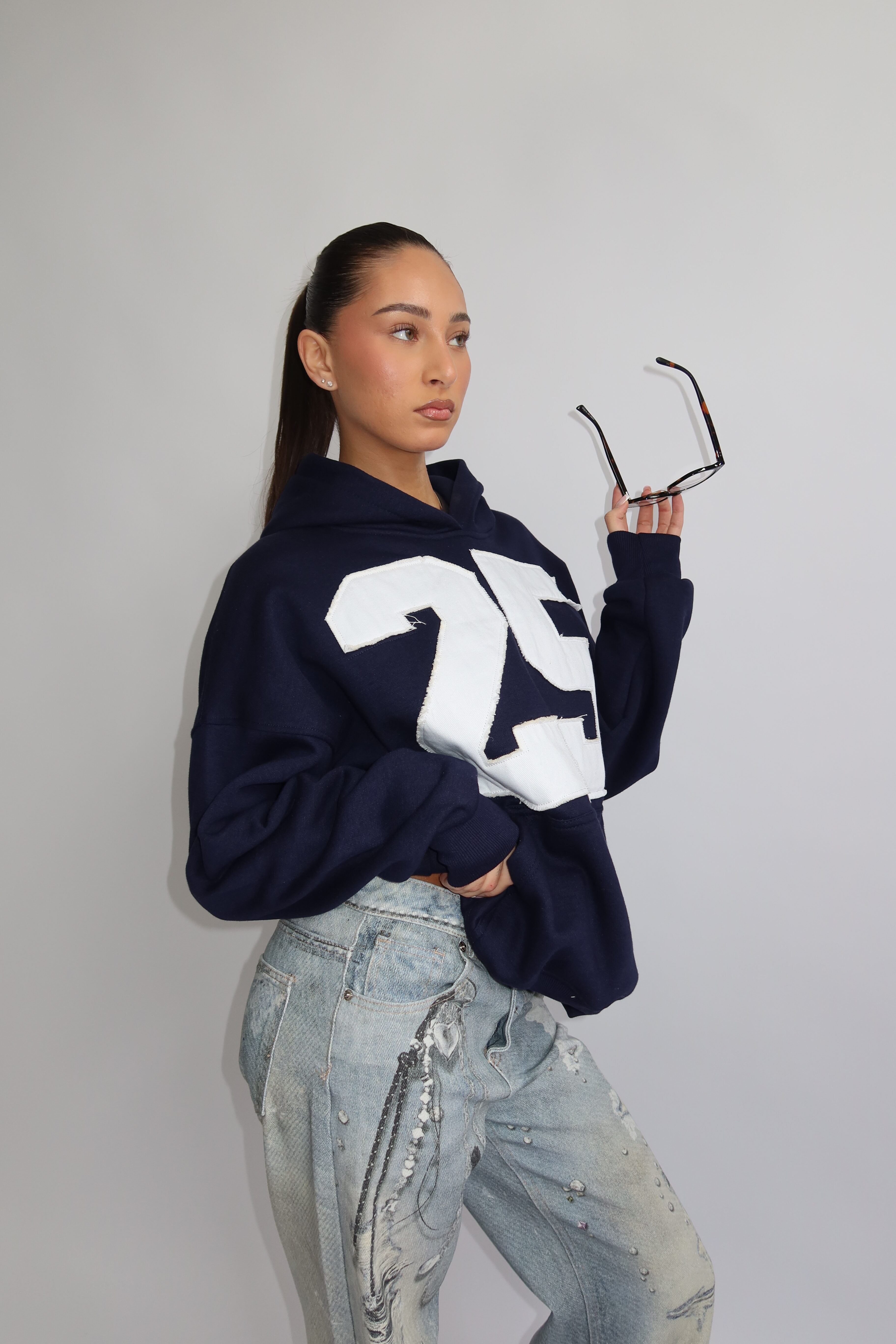 AW25 - PRIORITY ICONIC 25 HOODIE - NAVY - Image 6