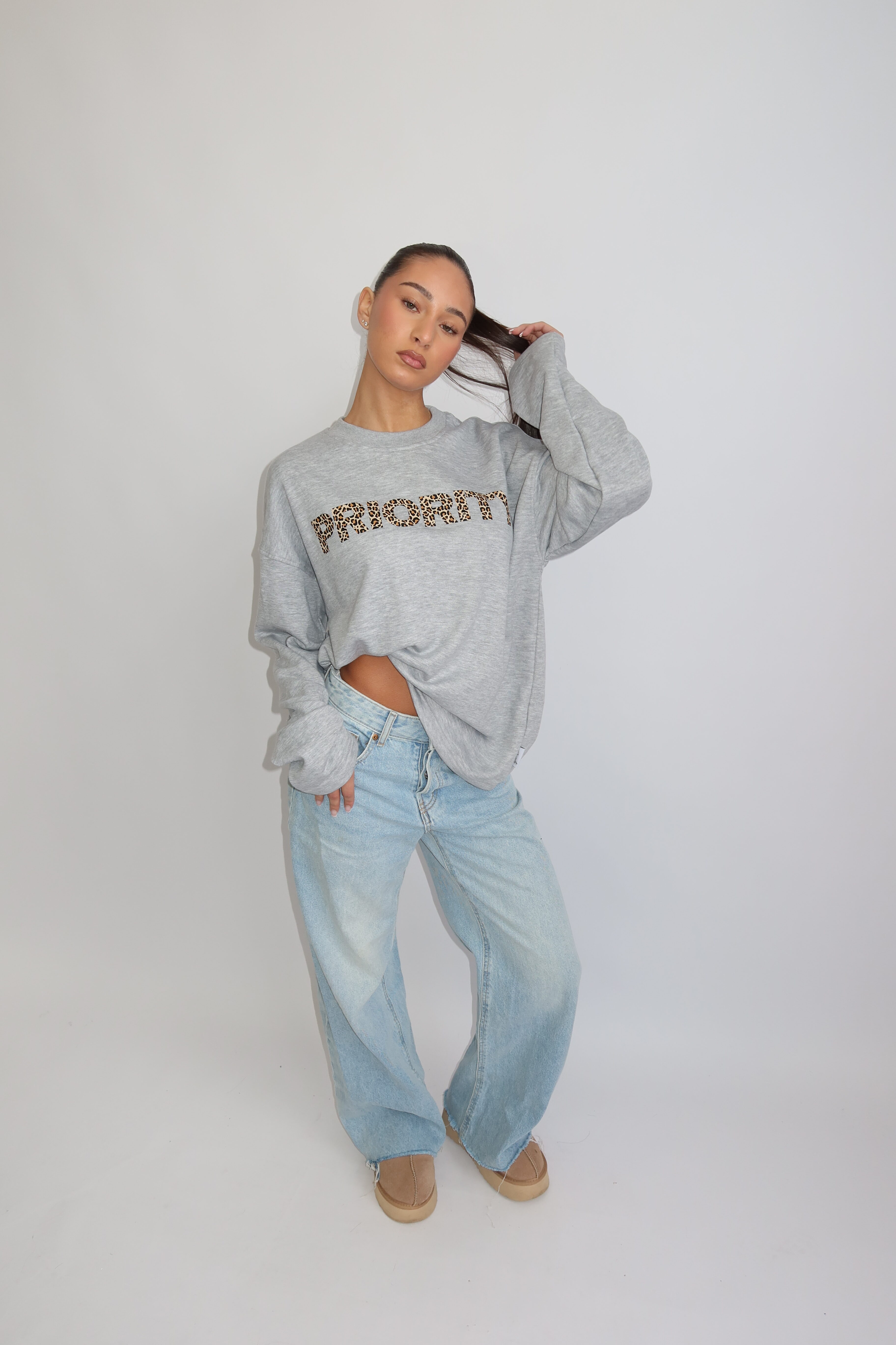 AW25 - PRIORITY LEOPARD PRINT LONGSLEEVE - MARL GRAY - Image 4